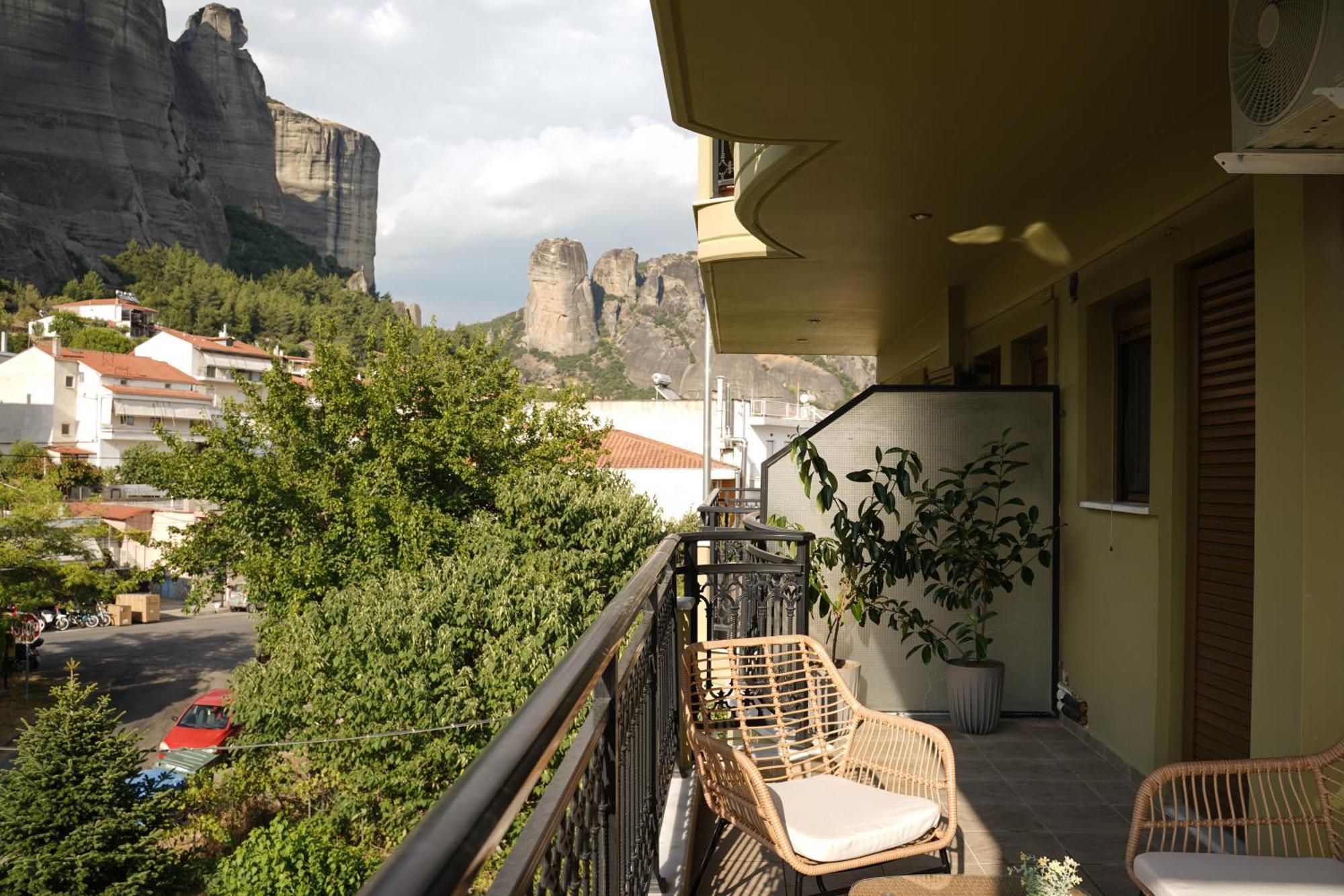 Grand View Suites Meteora Καλαμπάκα Εξωτερικό φωτογραφία